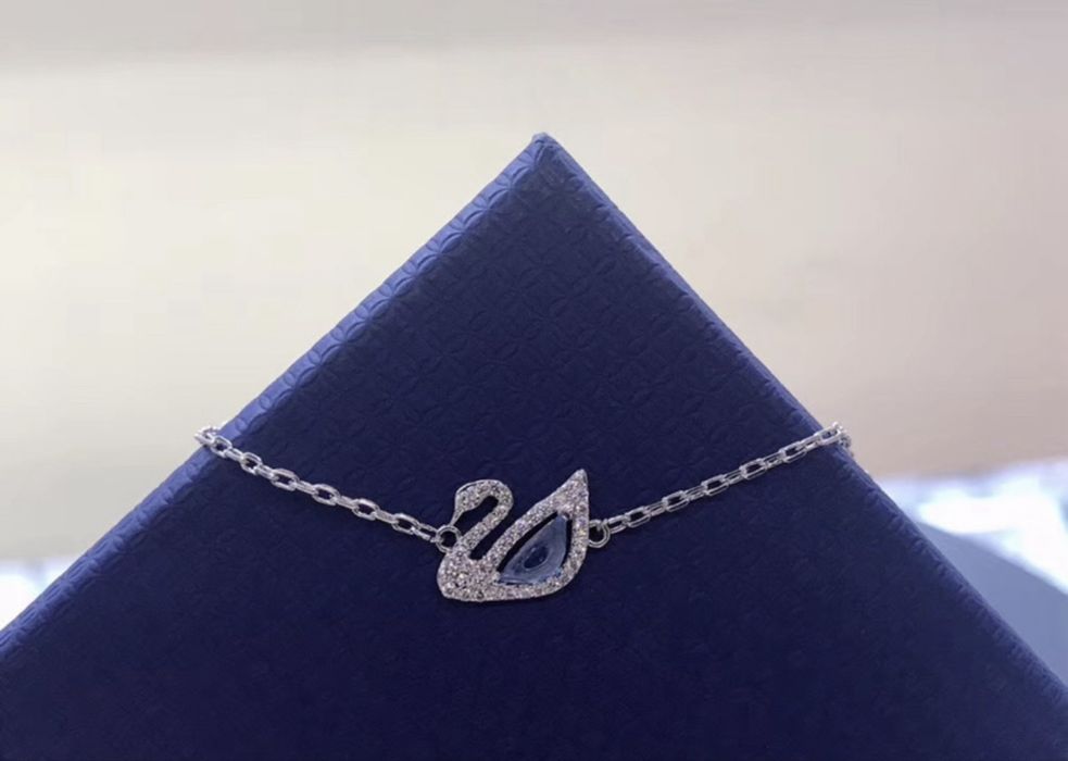 Гривна Swarovski