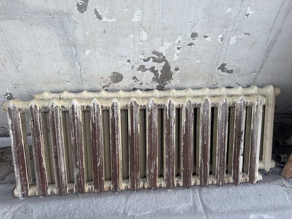 Продам чугунные батареи