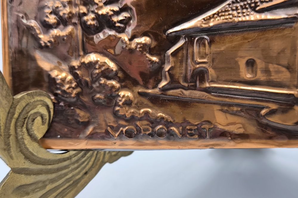 Tablou realizat prin metalo plastie reprezentând mănăstirea Voronet