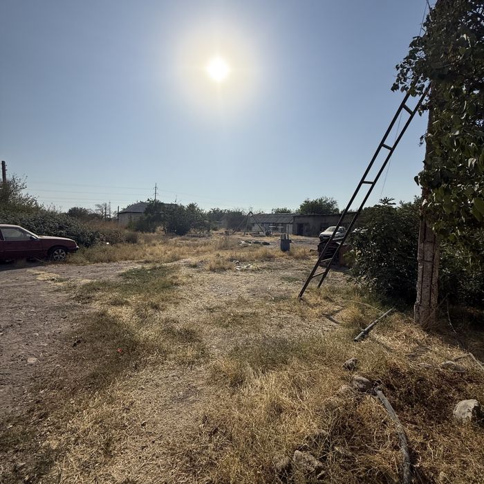 Продается участок в Ахангаране 90 соток в пром зоне!