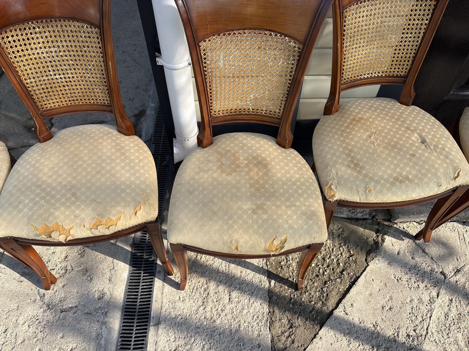 Продам стулья из дерева бу