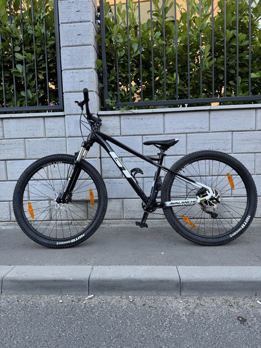 GT Avalanche Comp 2023 marimea S 27,5.
