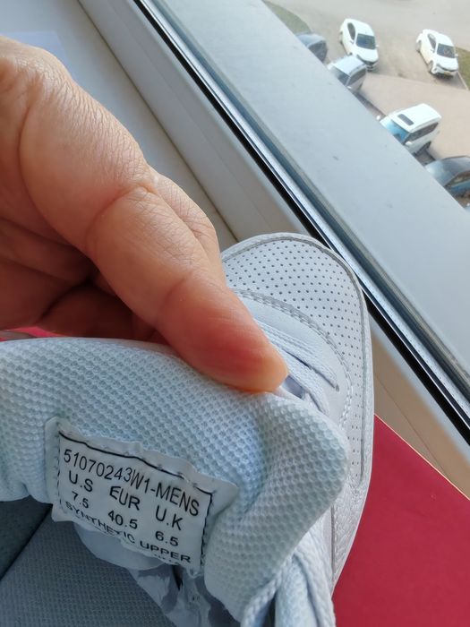 Кроссовки levi's