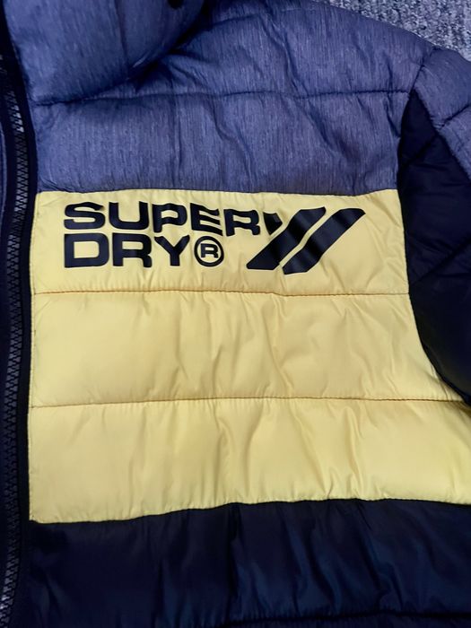 Geaca Super Dry ….