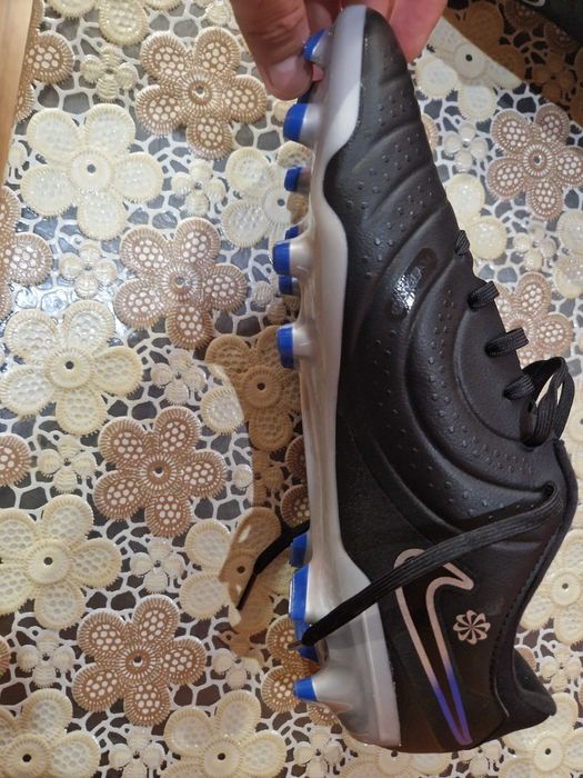 Бутонки Nike Tiempo