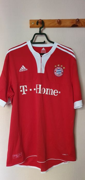 Спортен оригинален екип Adidas на Bayern Munchen
