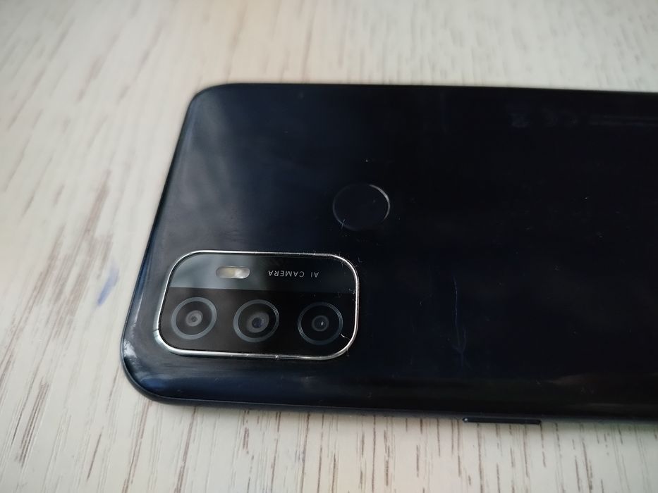 Телефон орро в отличном состоянии