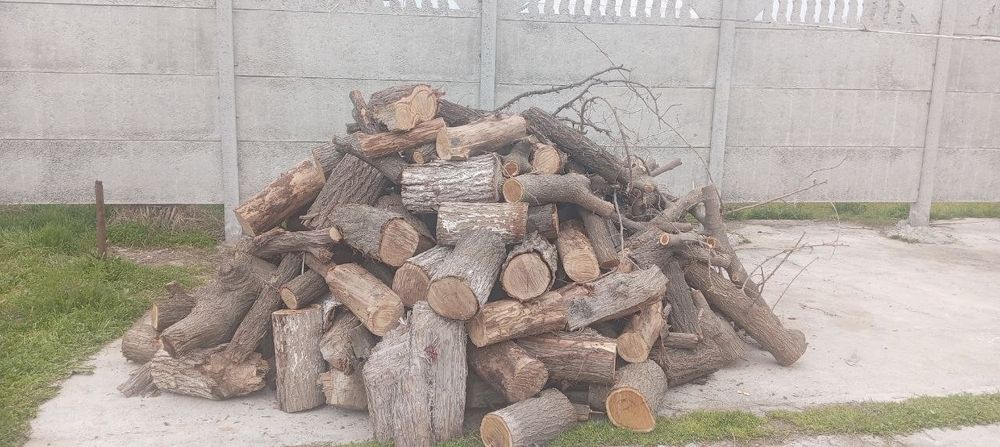 Утин сотилади срочна