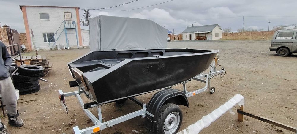 Лодка из ПНД 8 мм "Magnum-380"