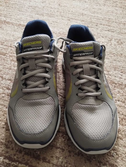 Adidași Skechers barbati