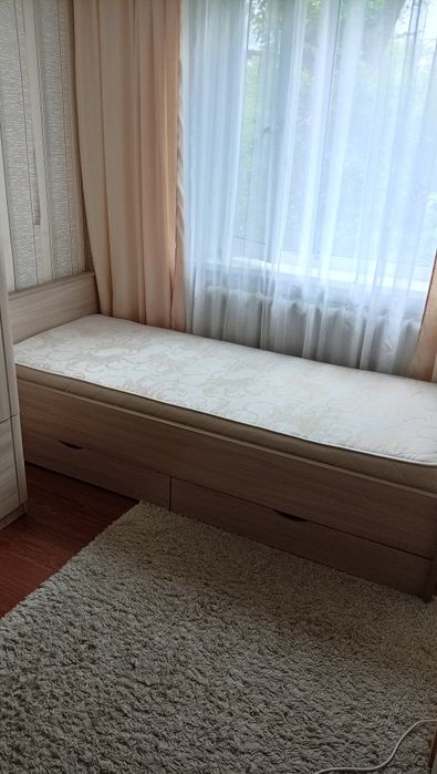 Кровать односпальная