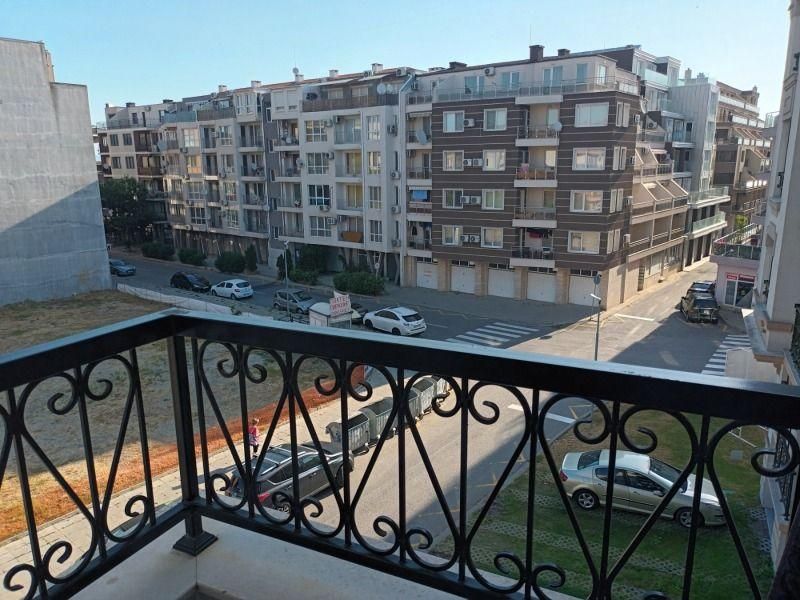 Продава се Двустаен апартамент в Поморие - 44 кв.м за 870 €/кв.м - Снимка #2