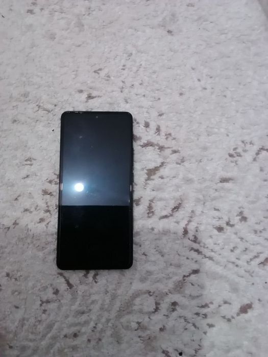 Iqoo z9 в отличном состояние