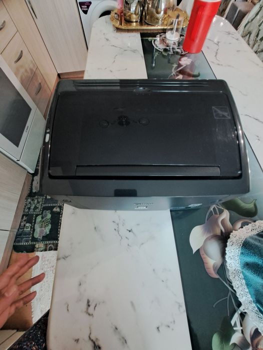Срочно продам принтер.