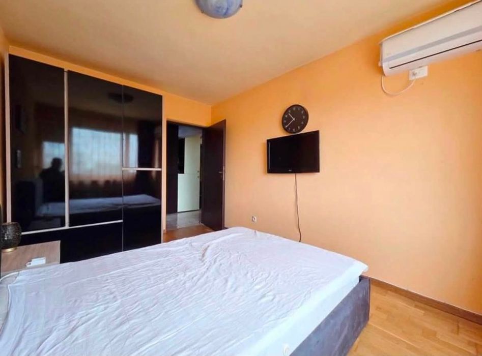 Vand apartament 2 camere