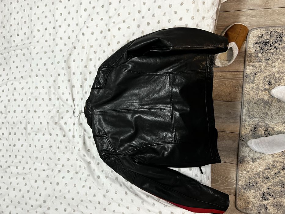 Geaca de piele naturala