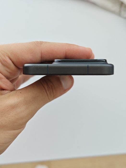 Xiaomi 15 / 12GB RAM/ 256 GB