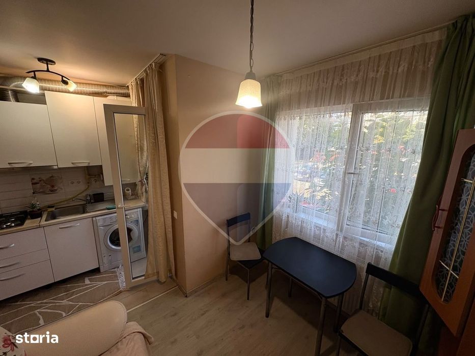 Garsonieră cu dormitor separat, ultracentral, Bulevardul Unirii (Mara)