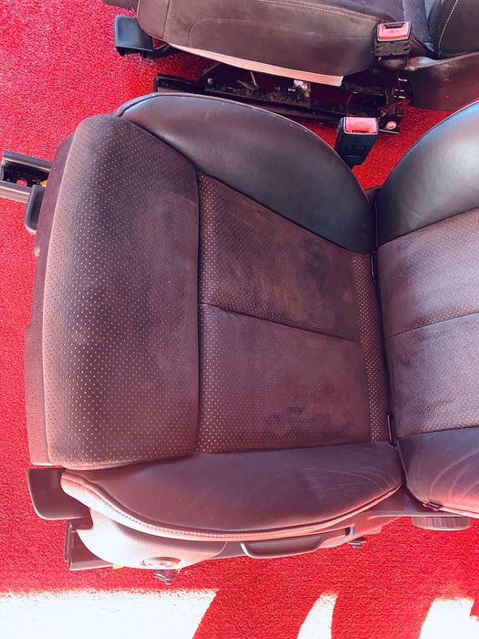 Предни седалки S-line алкантра  Audi A6, C7