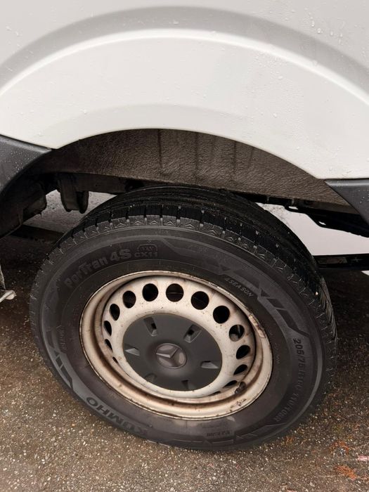 Mercedes-Benz  Sprinter