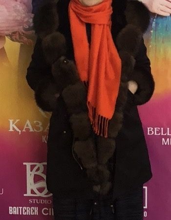 Парка с натуральным писецом