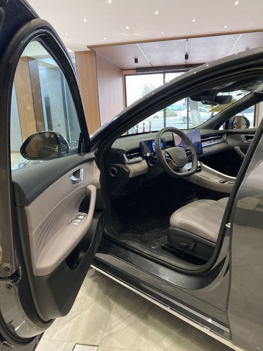 ROEWE M7 Plug-in Hybrid