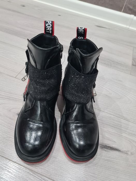 Ботинки демисезонные (осень-весна) на девочку