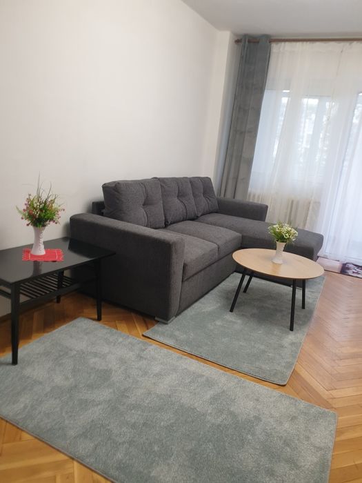 Apartament de închiriat