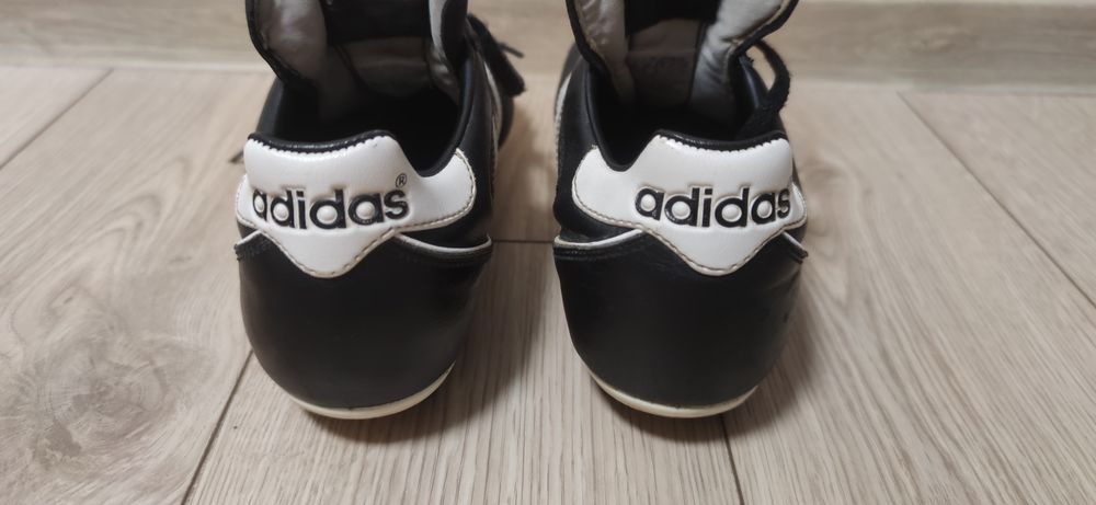 Футболни обувки  Adidas Kaiser 5