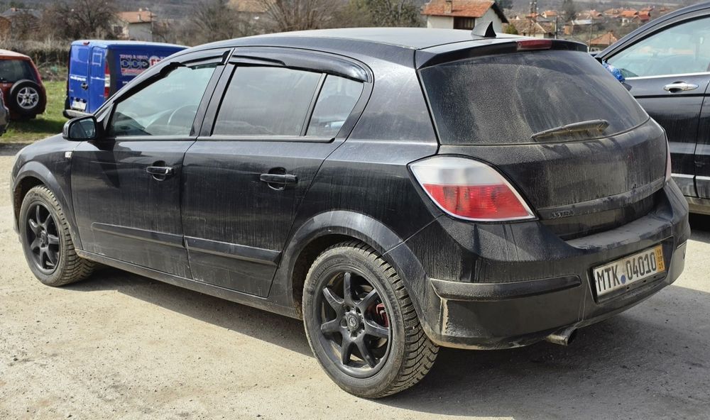 Опел Астра Х 1.9 120кс на части Opel Astra H 1.9cdti 120 na chasti