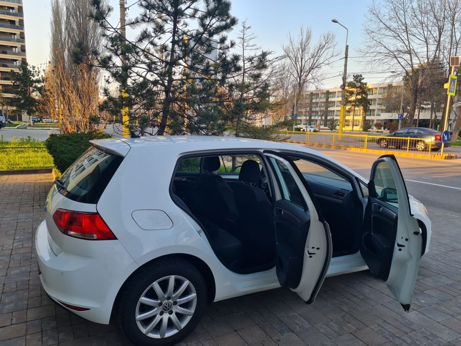 VOLKSWAGEN Golf 2017 — imagine 2