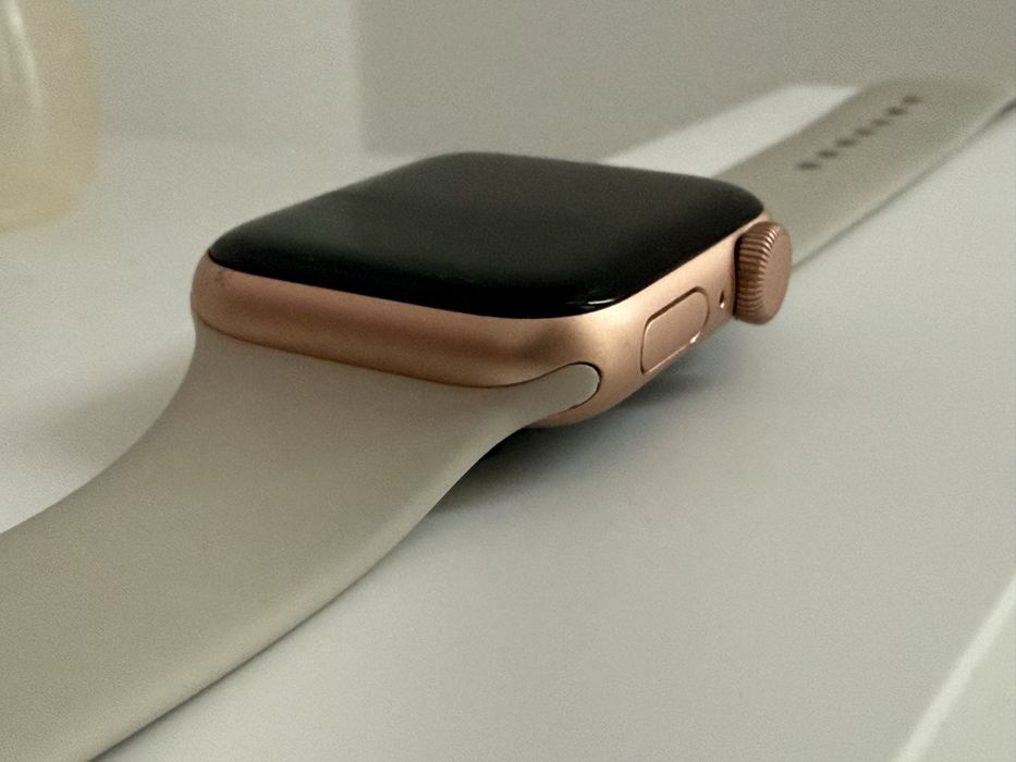 Apple Watch SE 2020