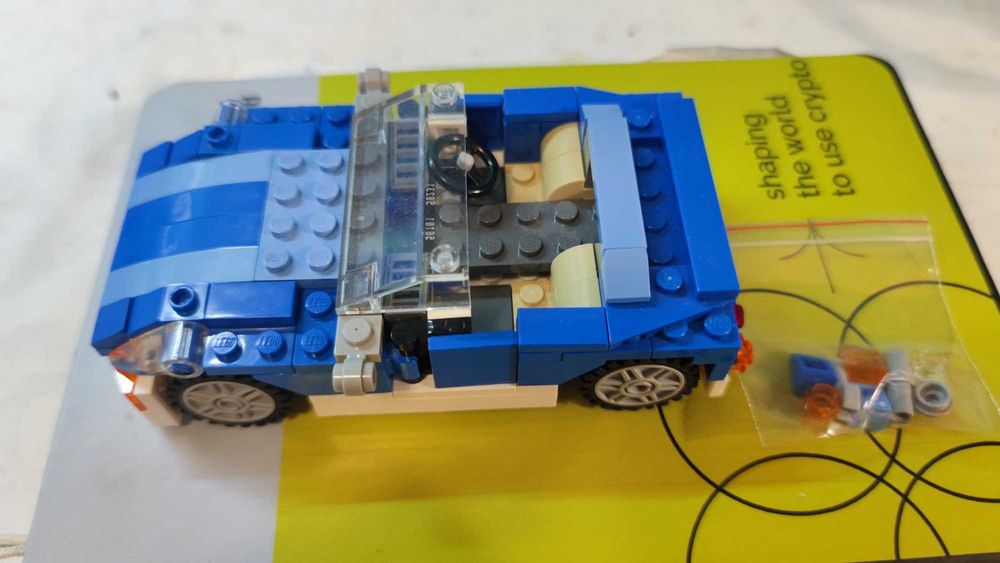 Продавам Лего Криейтър / Lego Creator коли атеве животни робот