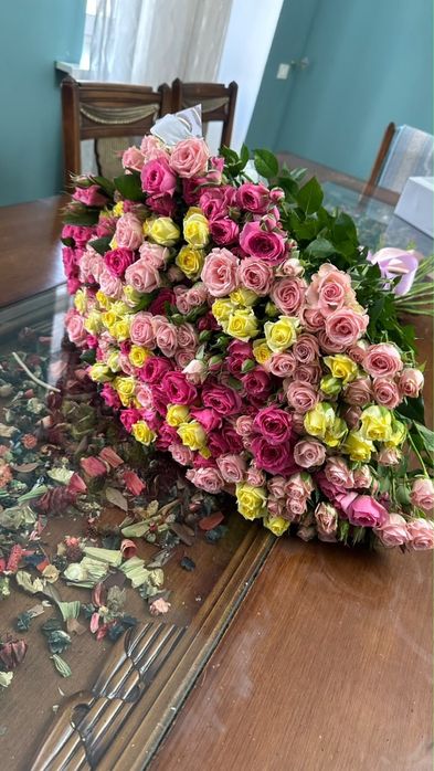Букет свежий, бүгін ғана келген