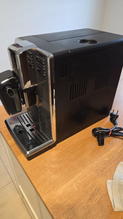Vând Espressor Philips seria 5000