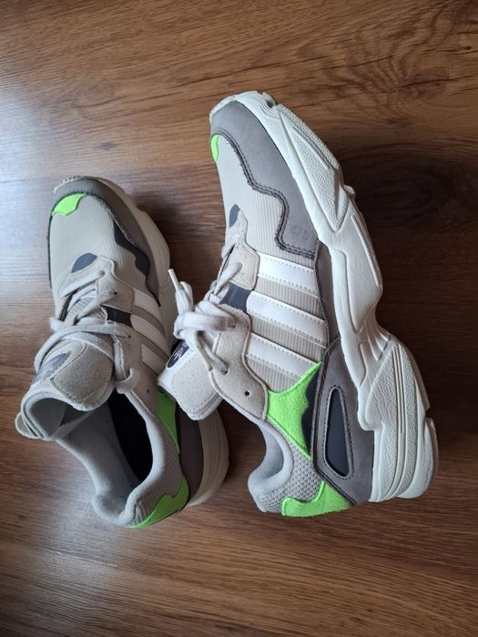 Adidas Yung - 96 маратонки 42 номер.