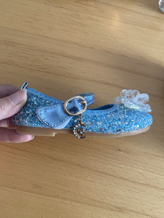 Обувь для девочки 23 р за 5000 тг