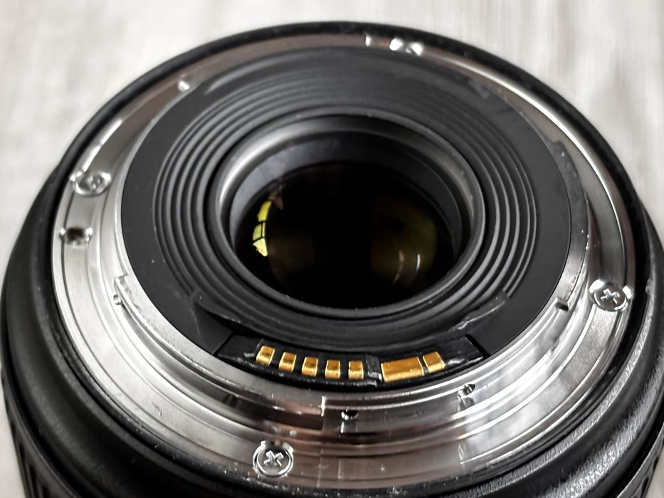 Zoom Canon 16-35mm 2,8 L USM III nou