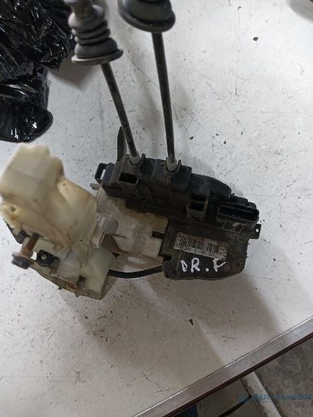 Maner Usa Dreapta Fata Hyundai I30 (Fd) [ 2007 - 2012 ] Oem 813202L030