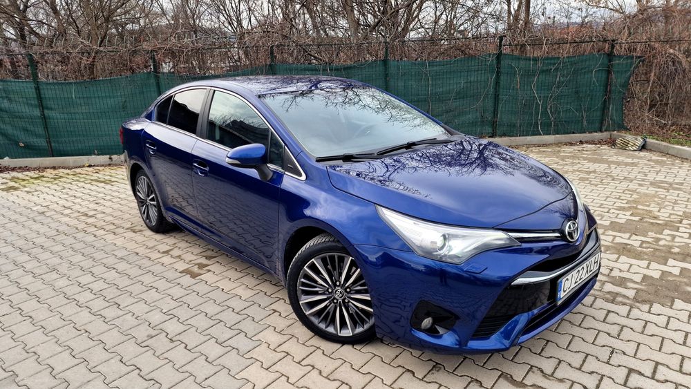 Toyota Avensis D-4D 143 CP Executive, Keyless /Bi-Xenon/ Piele/Memorii