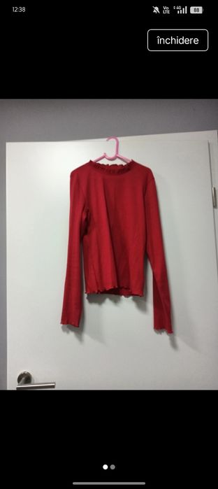Bluza  de  fete.