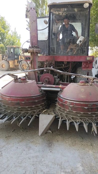 Комбайн  полессе