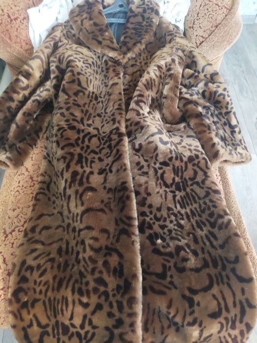 Продам куртку осень