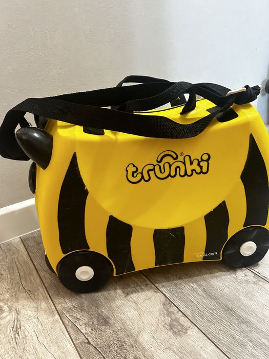 Чемодан детский trunki