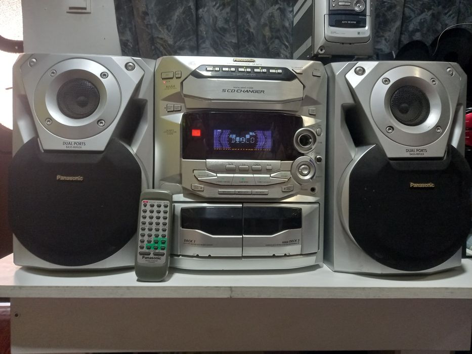 Музыкалный центр