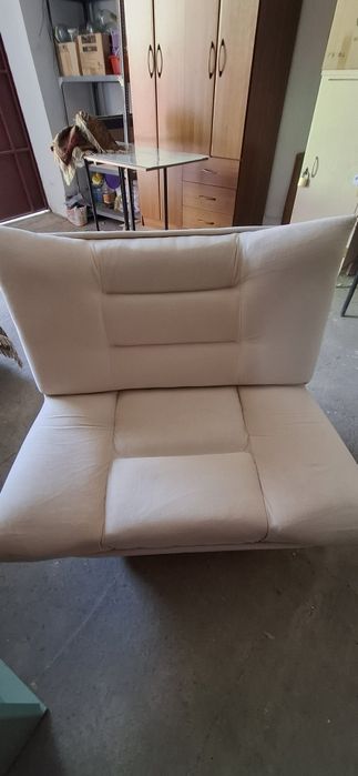 Продаются два кресла