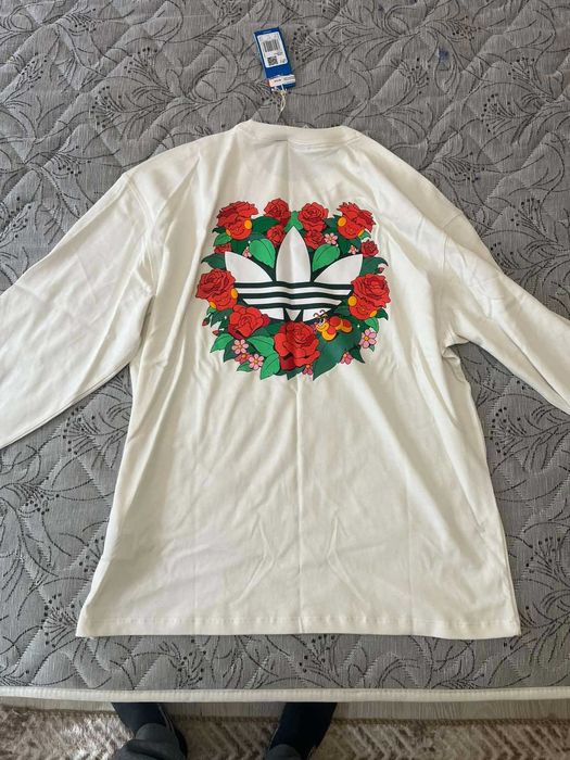 Adidas Дрехи от фалирал магазин