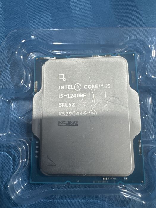 Procesor Intel i5-12400f