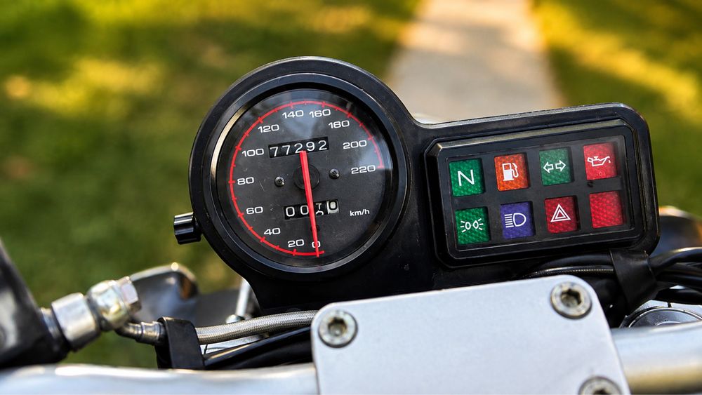 Vand DUCATI Monster 750