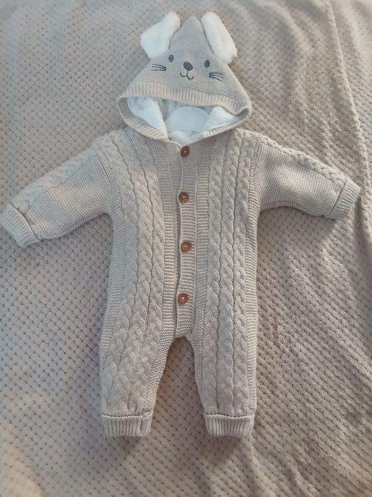 Продам на выписку.